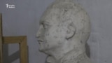 Toz içində natamam heykəl - Cümhuriyyət qurucusu Rəsulzadə 141 yaşında