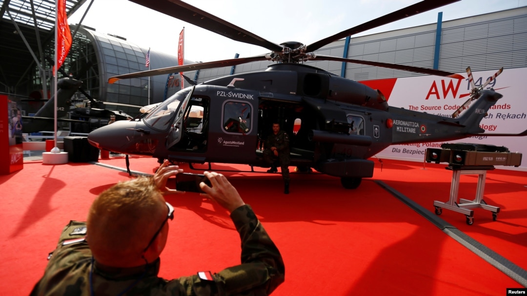 Helikopter Leonardo (fotoarhiv)