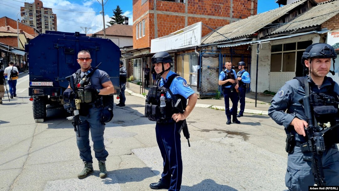 Kosovska policija u Severnoj Mitrovici, 13. juni 2023.