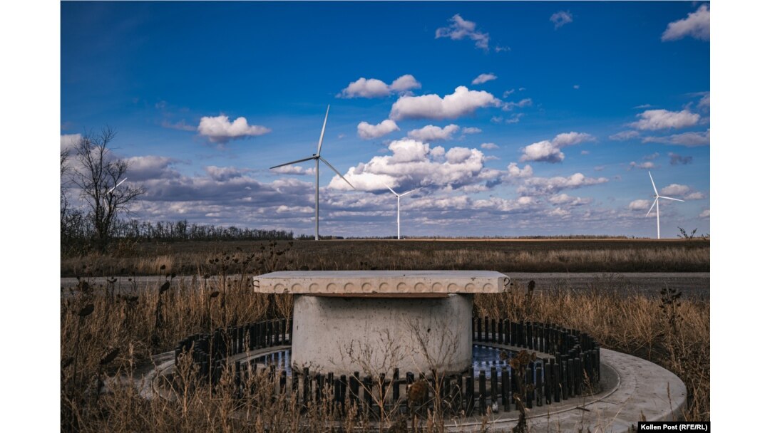 Baza turbine tek treba da bude dopremjena.