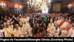 BOR obligă pe de o parte preoții să nu candideze în numele vreunui partid, dar face mai multe recomandări credincioșilor legate de profilul candidaților