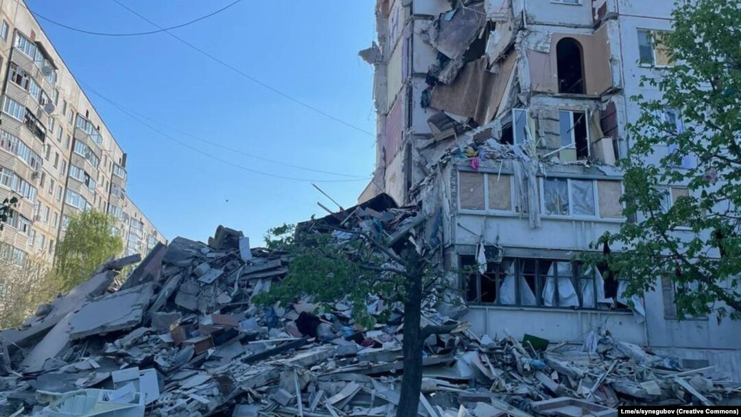 Руйнування у Вовчанську внаслідок російських обстрілів, квітень 2024 року