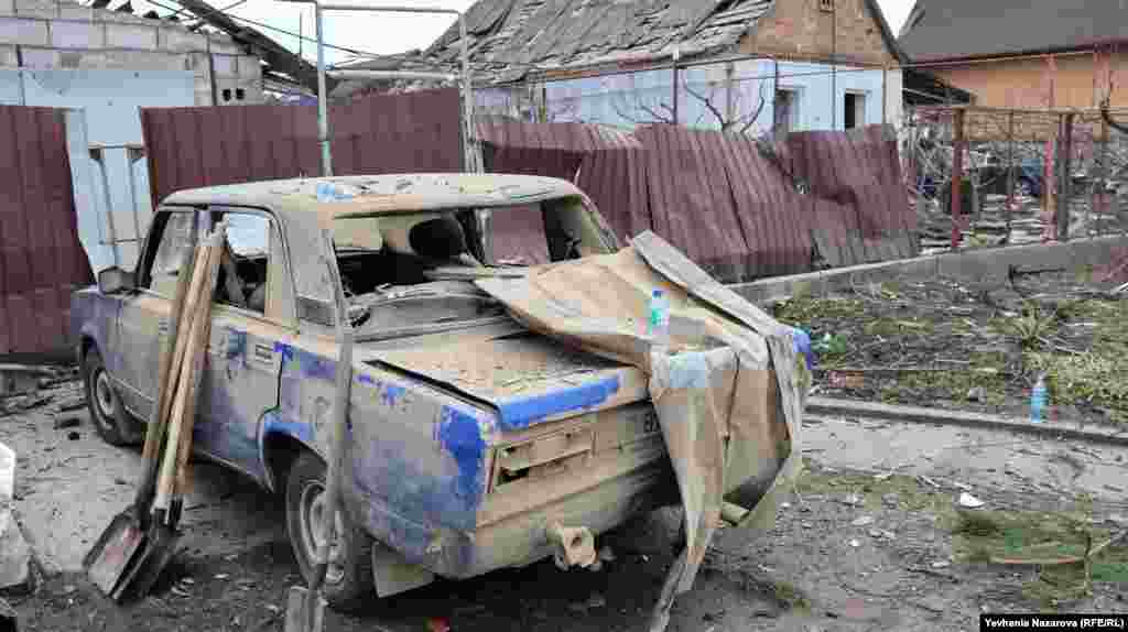 The early morning missile strikes targeting Ukraine's infrastructure were responsible for the deaths of two people and many areas experienced blackouts.