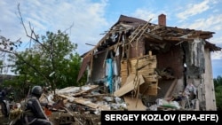 Російські війська скинули на Костянтинівку керовану авіабомбу і обстріляли касетними боєприпасами село Розкішне біля Костянтинівки 