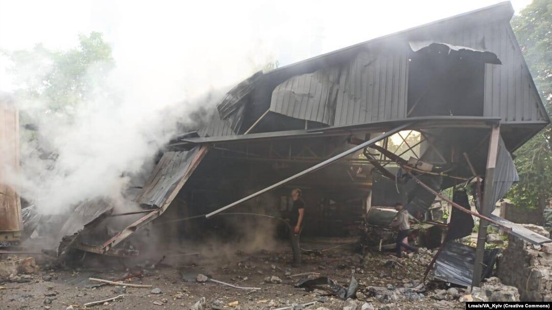 Наслідки падіння уламків збитої ракети в Києві, 31 травня 2024 року
