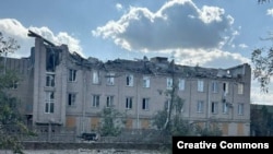 Зруйнована російськими ударами лікарня в Бериславі на правобережній Херсонщині, жовтень 2023 року