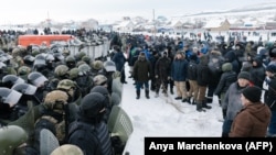 Activists and supporters rallied in Russia's Bashkortostan in January, demanding the immediate release of opposition activist Fail Alsynov
