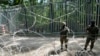 У Польщі ухвалили законопроєкт, що дозволяє застосування зброї на кордоні з Білоруссю