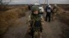 «Ми маємо продемонструвати бажання миру» – як у Зеленського пояснюють нове розведення на Донбасі попри обстріли