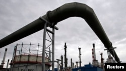 Pogon Naftne industrije Srbije (NIS) u Pančevu