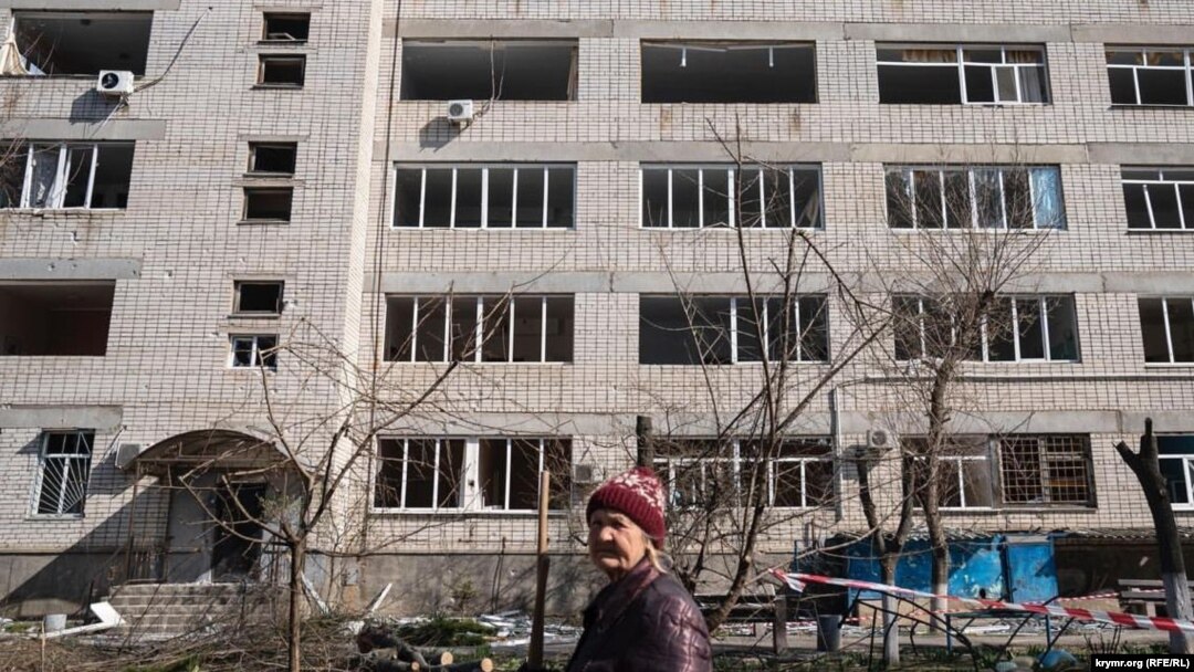 Внаслідок нічного обстрілу люди не постраждали, але пошкоджені кілька будинків. Фото ілюстративне 