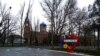 Пункт видачі допомоги розташовувався в приміщенні школи (фото архівне)