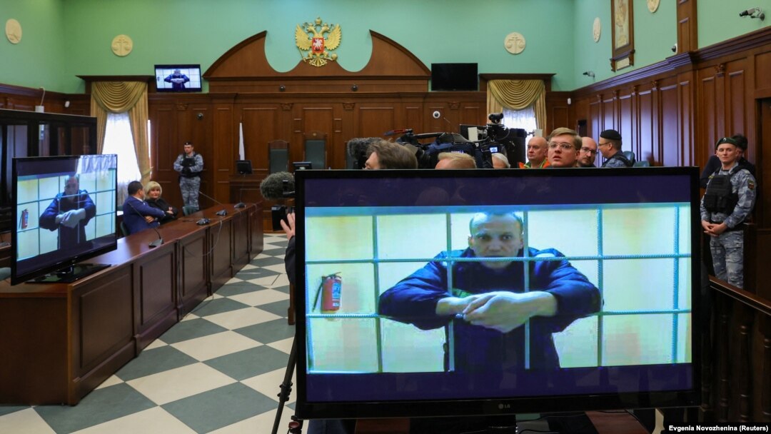 Ruski opozicionar Aleksej Navaljni tokom sudske rasprave u Moskvi 24. maja