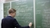 "Налоговики рыдали и плакали". Власти будут бороться с нелегальной занятостью
