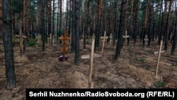 Масове поховання неподалік від Ізюму, 15 вересня 2022 року