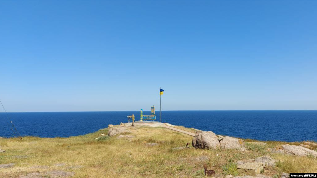 Державна прикордонна служба повідомила 1 березня, що разом зі Збройними силами ідентифікувала більшість військовослужбовців із острова Зміїний за відеоматеріалами, які поширює Росія