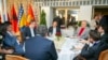 Premijer Sjeverne Makedonije Dimitar Kovačevski (centar) sa liderima zemalja Srbije, Crne Gore, Albanije i BiH u vili "Biljana" u Ohridu na neformalnoj večeri povodom početka samita "Otvoreni Balkan", 7. jun 2022. 