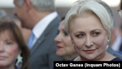 Social-democrații se tem că pot pierde guvernarea din cauza emoției publice care s-a declanșat după crimele din Caracal, mai ales că se apropie și 10 august. 