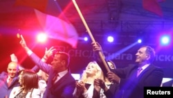 Za Savez nezavisnih socijaldemokrata je pitanje "biti ili ne biti".