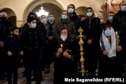 მართლმადიდებლები ნათლისღების დღესასწაულს აღნიშნავენ.
