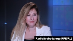 За словами Еміне Джеппарової, чим в міцніші обійми Володимира Путіна потрапляє Олександр Лукашенко, тим менше шансів у Білорусі залишатися справді незалежною і суверенною державою