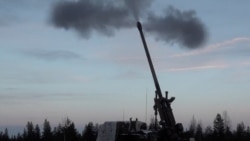 NATO's Arctic Exercises: Finland Hosts Artillery Drills Near Russian Border (Video)