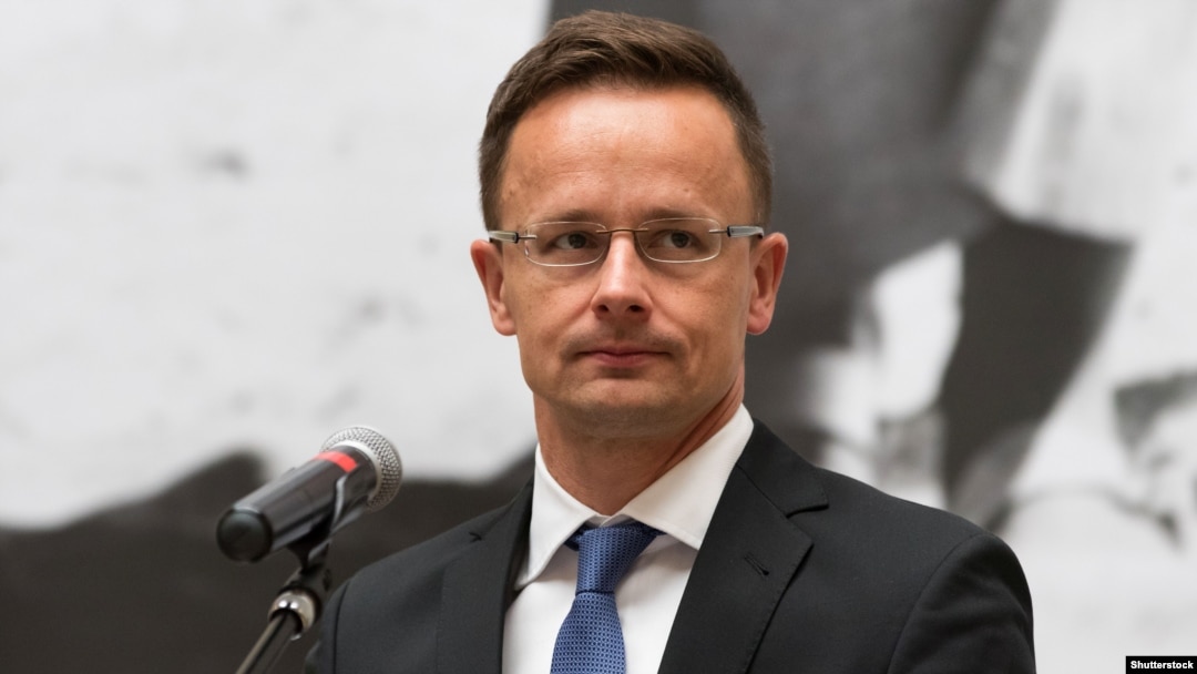 Сійярто додав, що не були здійснені інвестиції, необхідні для збільшення пропускної здатності трубопроводу у Хорватії,
