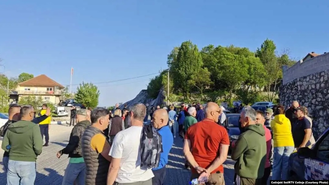 Sa jednog od protesta građana Cetinja i blokade puta Cetinje - Podgorica, 4.maj 2025.godine. Foto: Cetinjski list/RTV Cetinje
