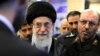 مشاور خامنه‌ای: احمدی‌نژاد را مثل درب مسجد نمی‌توان سوزاند