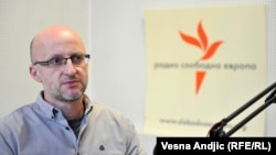 Mišković bio primer borbe protiv korupcije: Nemanja Nenadić