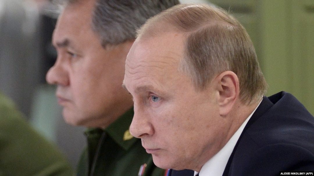 Сергій Шойгу (л) і Володимир Путін (п)