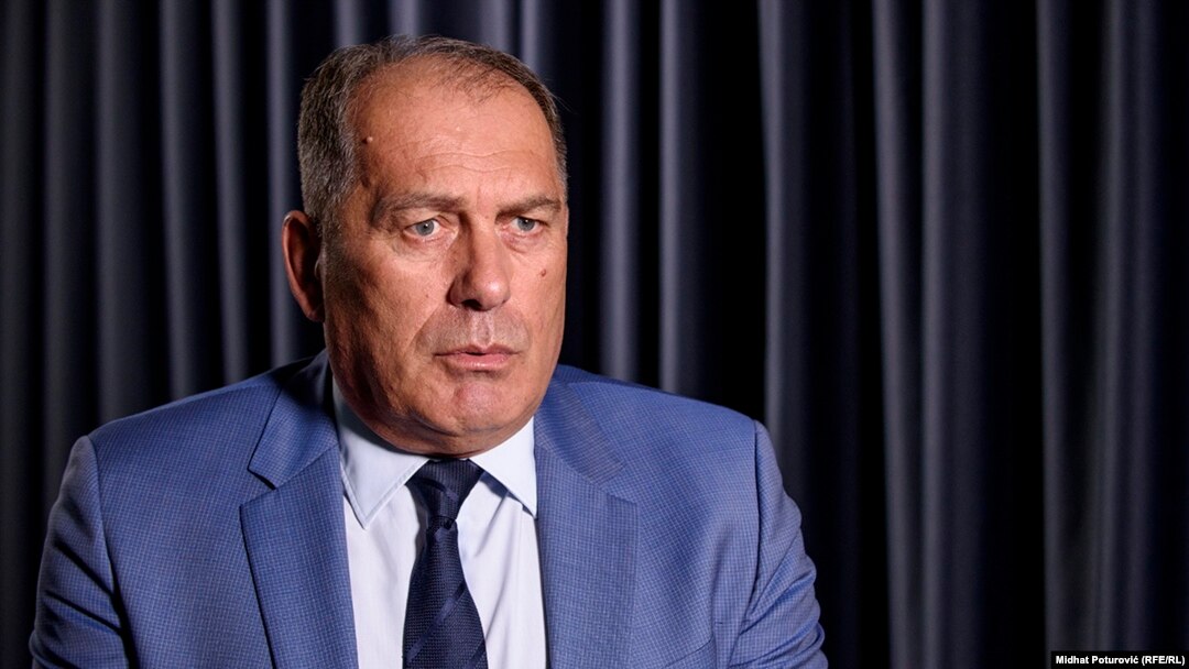 Neko će morati odgovarati: Dragan Mektić