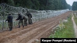 У Польщі кажуть, що постійно посилюватимуть охорону свого східного кордону