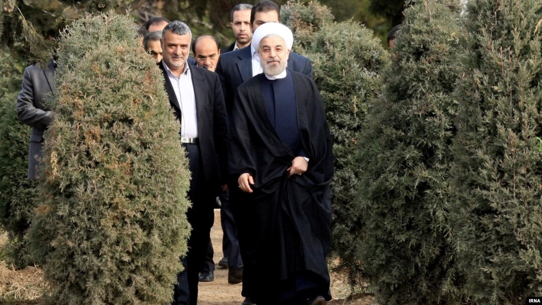 حسن روحانی در روز درختکاری 