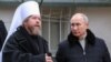 Глава Крымской митрополии РПЦ, митрополит Тихон во время молебна в Александро-Невском кафедральном соборе Симферополя. Крым, 21 октября 2023 года