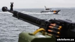 Незважаючи на провокації та цілеспрямовані дії росіян, по обмеженню вільного судноплавства, катерна тактична група ВМС України продовжила виконувати поставлені завдання, заявили у ВМС України