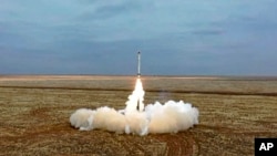Пуск ракеты "Искандер", архивное фото