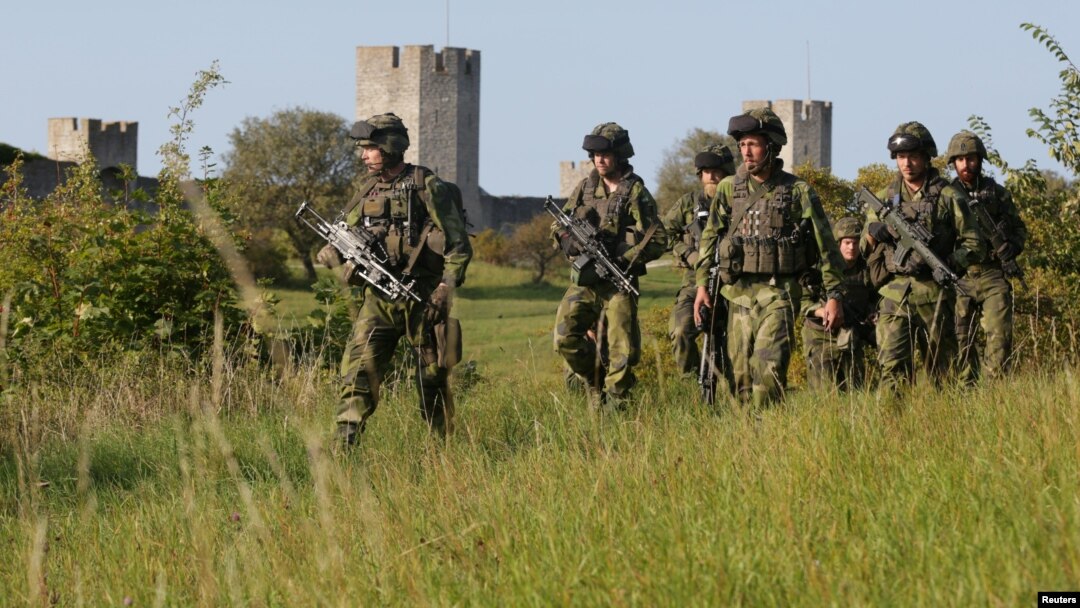 Шведський патруль біля Вісбі на острові Ґотланд в Балтійському морі. 2016 рік