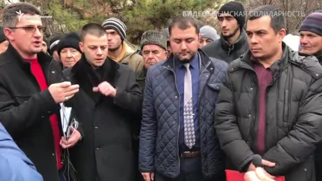 «Оставаться в стороне нельзя». Как крымские татары поддерживали адвоката Курбединова (видео)