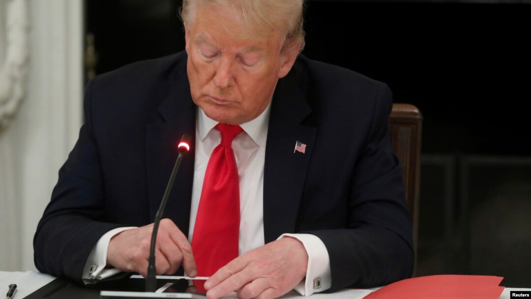 Про плани створення нової соцмережі команда Дональда Трампа оголосила після того, як акаунти колишнього президента заблокували на найбільших світових платформах
