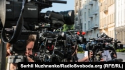 НСЖУ: з початку року зафіксовано 30 випадків агресії щодо журналістів
