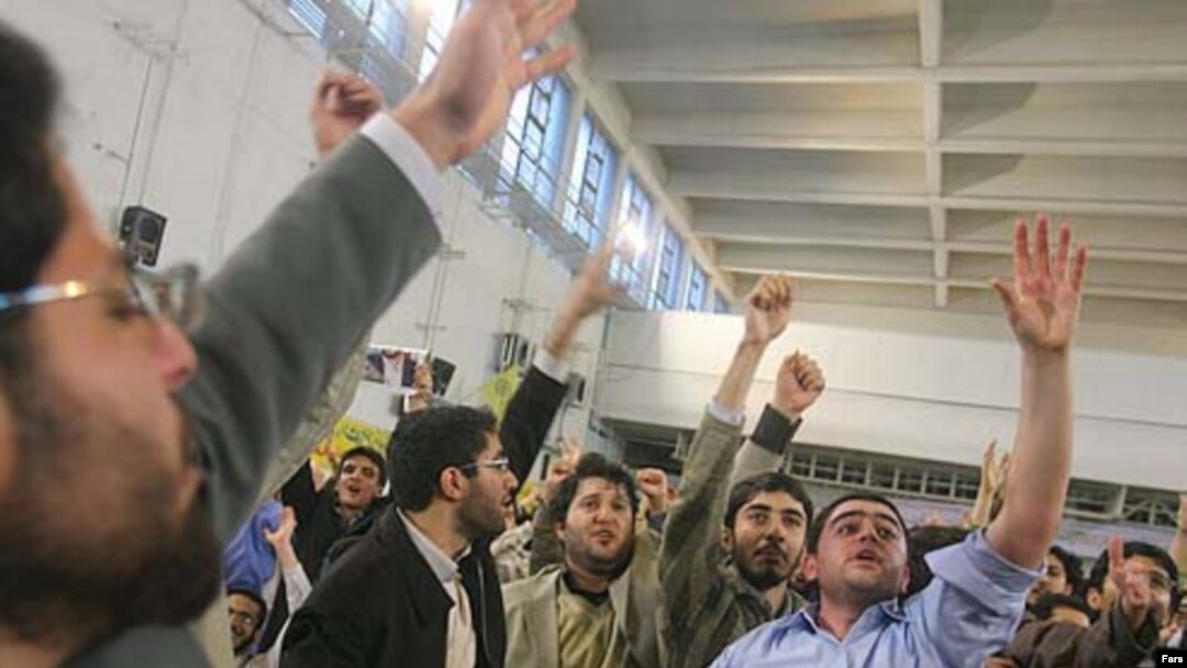 فرانچسکو پاسکوالی می گویدسکوت در قبال آنچه در ايران بر جوانان و دانشجويان می گذرد قابل قبول نيست