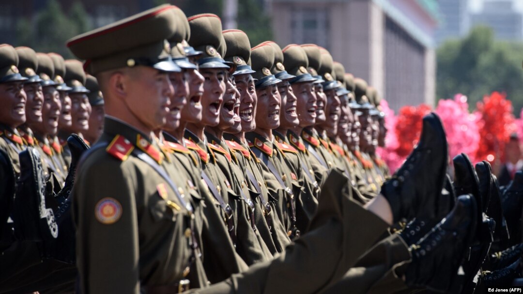 Військовий парад у Пхеньяні, Північна Корея, архівне фото