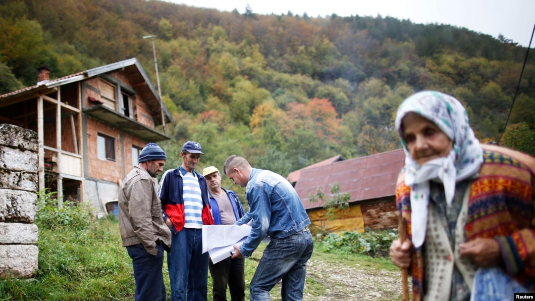 Od ukupnog broja stanovnika 50,4 posto čine žene, a 49,06 muškarci, ilustrativna fotografija