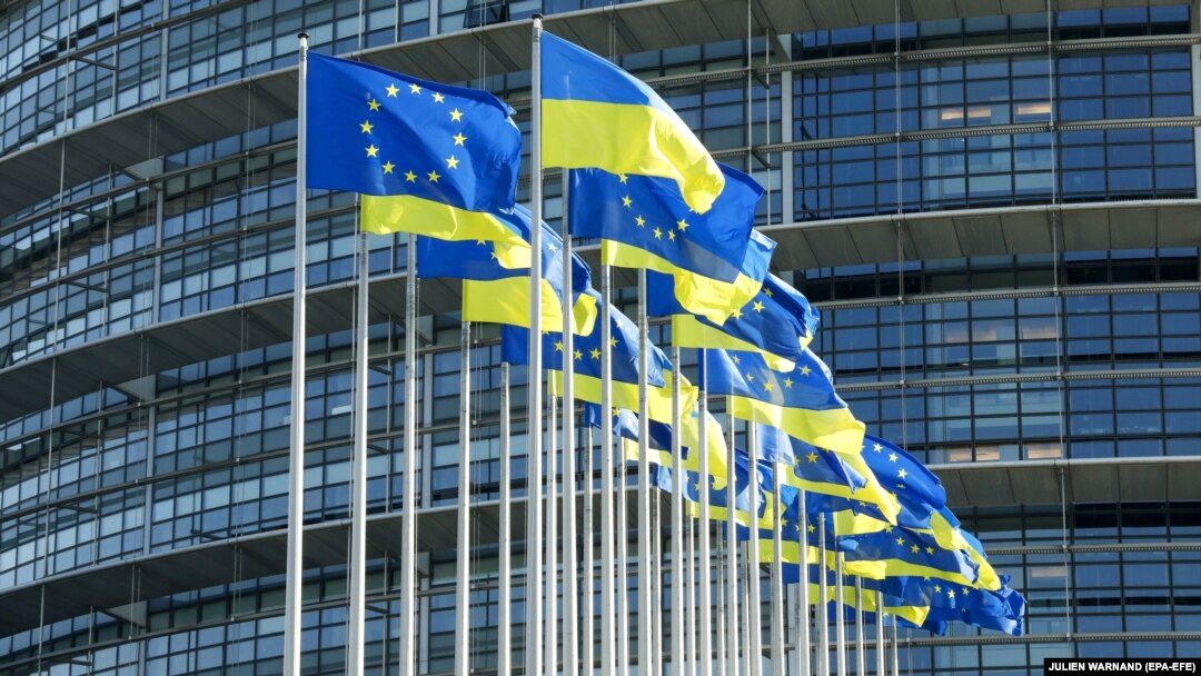 «Зима в Україні буде холодною й темною, оскільки російські ракети продовжують спрямовуватися на життєво важливу енергетичну інфраструктуру», – Єврокомісія