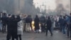 ماموران امنیتی جمهوری اسلامی ایران از همان روز نخست با شلیک گلوله‌های واقعی، به اعتراض‌ها واکنش نشان دادند.
