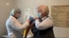 Польща випереджає Україну за числом вакцинованих в 11 разів