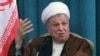 هشدار هاشمی نسبت به «مانع‌تراشی» در سیاست خارجی روحانی