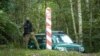 Раніше цього тижня Польща оголосила про плани збільшити кількість військових та охоронців на кордоні з Білоруссю