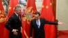 Premierul chinez Li Keqiang și Milo Djukanovic, fostul Premier al Muntenegrului, 2015.